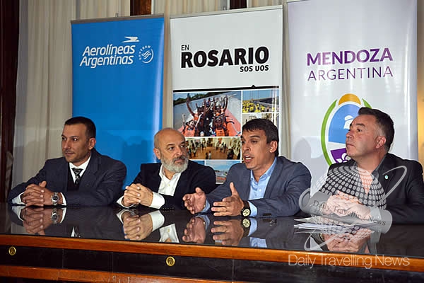 -Firma de acuerdo autoridades de turismo Mendoza y Rosario-