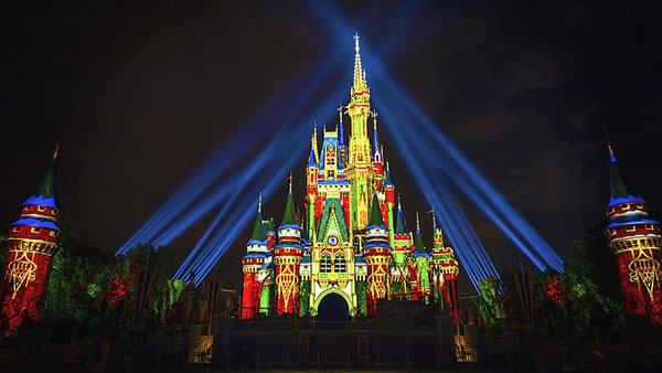 Walt Disney World Resort reinventa las tradicionales navidades