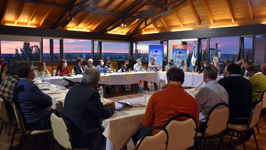 FEHGRA: La gobernadora de Santa Cruz, Alicia Kirchner, estuvo presente en el encuentro patagónico de la Federación