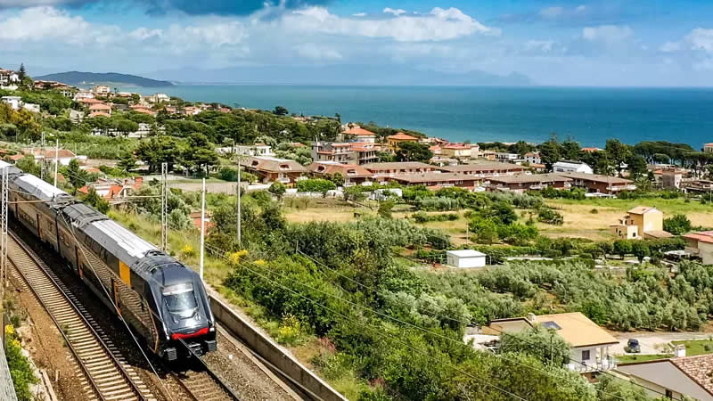 Verano 2024 en Italia: presentaron la Trenitalia Summer Experience