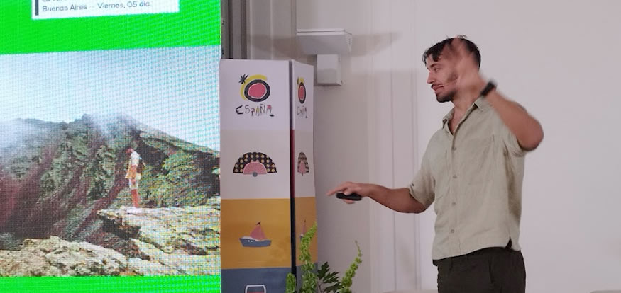 "Eventos Turísticos e Iniciativas Sostenibles".