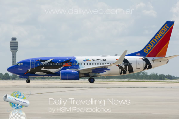 -Seaworld Orlando y Southwest Airlines estrenan el nuevo avión - Penguin One-