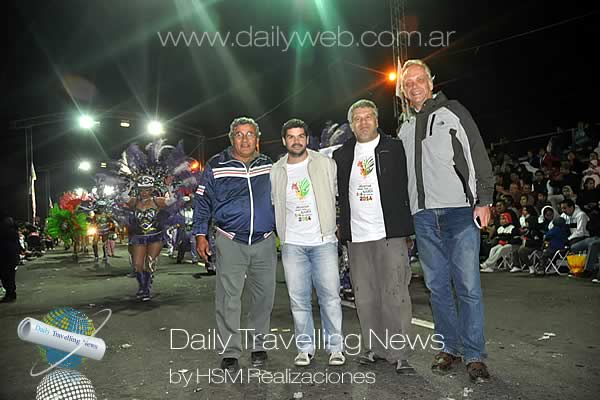 -Fernando Garcia Soria y autoridades durante el Carnaval Federal de la Alegria en Salta-