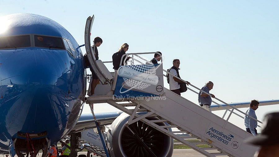 -Aerolneas Argentinas trajo al pas ms de 10.000 argentinos varados-