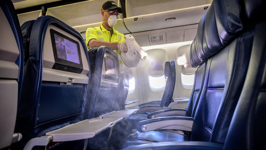 -Extensas prácticas de limpieza de Delta Air Lines en sus aviones -