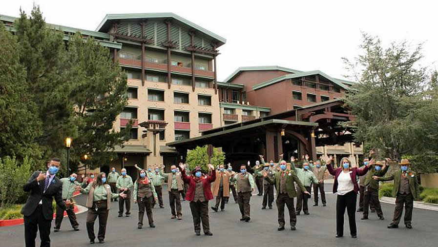 -Disneys Grand Californian Hotel & Spa is now open -