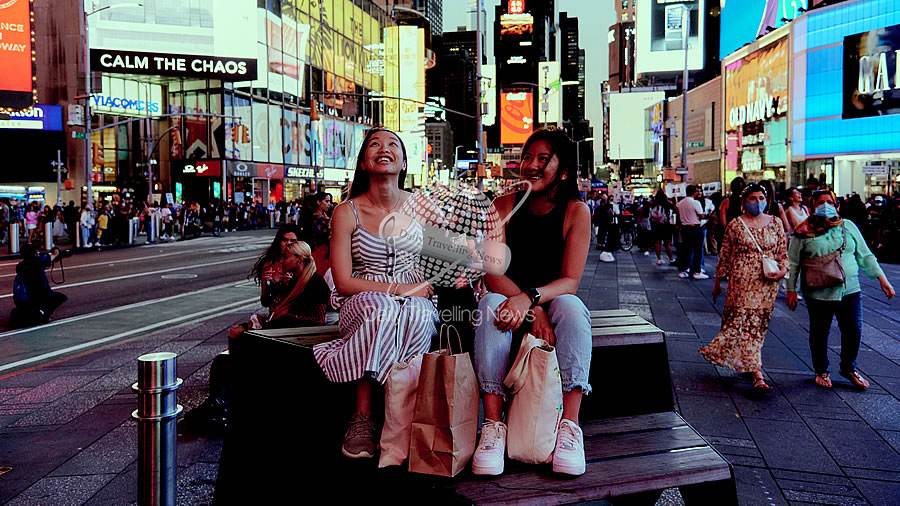 -Times Square vuelve a latir y Broadway rebre sus puertas-