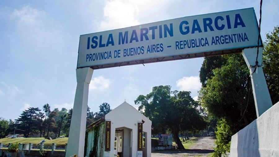 -Isla Martín García: Avanzan los proyectos de puesta en valor de su patrimonio histórico-