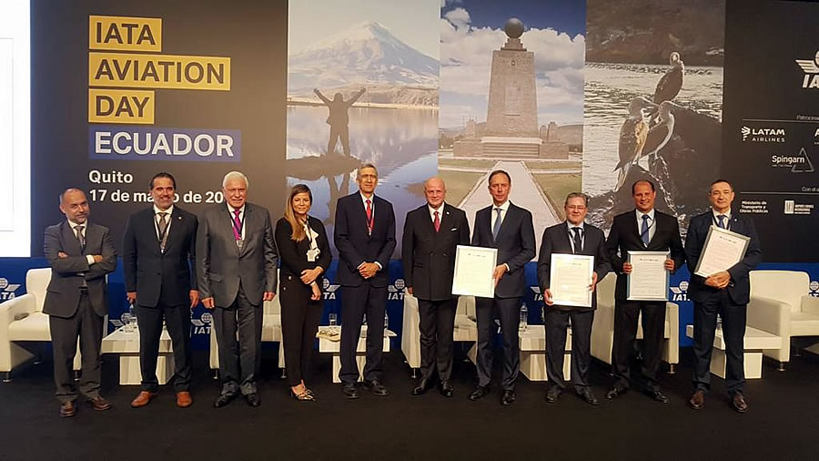 -Industria aérea de Ecuador firma Declaración contra el Tráfico Ilegal de Vida Silvestre-