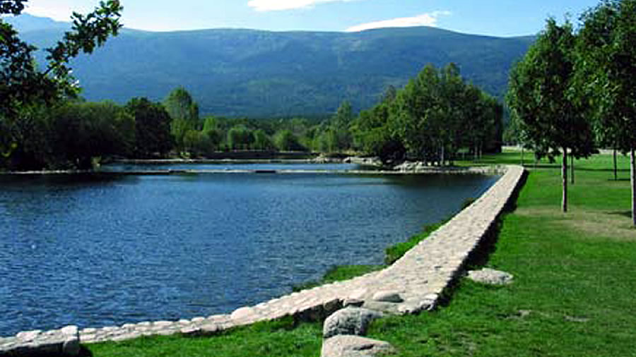 -Las piscinas más naturales de Madrid están en la Sierra Norte-