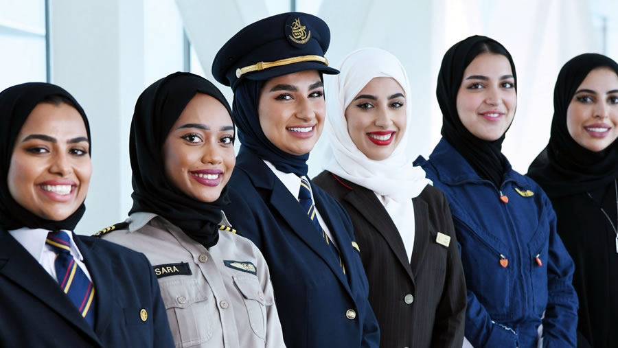 -Emirates Group destaca las contribuciones de las mujeres emiratíes a la aviación y los viajes-