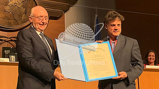 -43º Premio Edward Warner de la OACI otorgado a la Dra. Ángela Marina Donato-