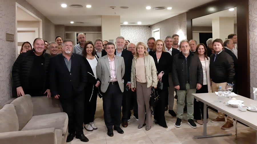 -Miembros de AAOVYT se reunieron con directivo de Aerolíneas Argentinas-