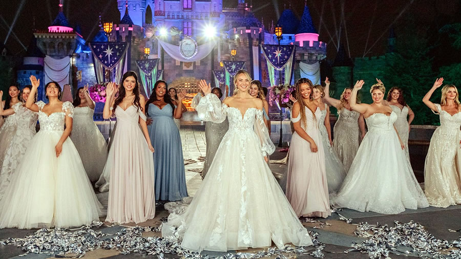 -Disney presentó la romántica colección de vestidos de novia inspirados en sus personajes-