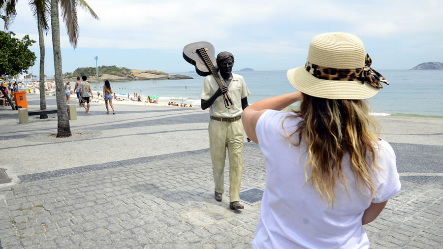 -Ro de Janeiro rinde homenaje a Tom Jobim-