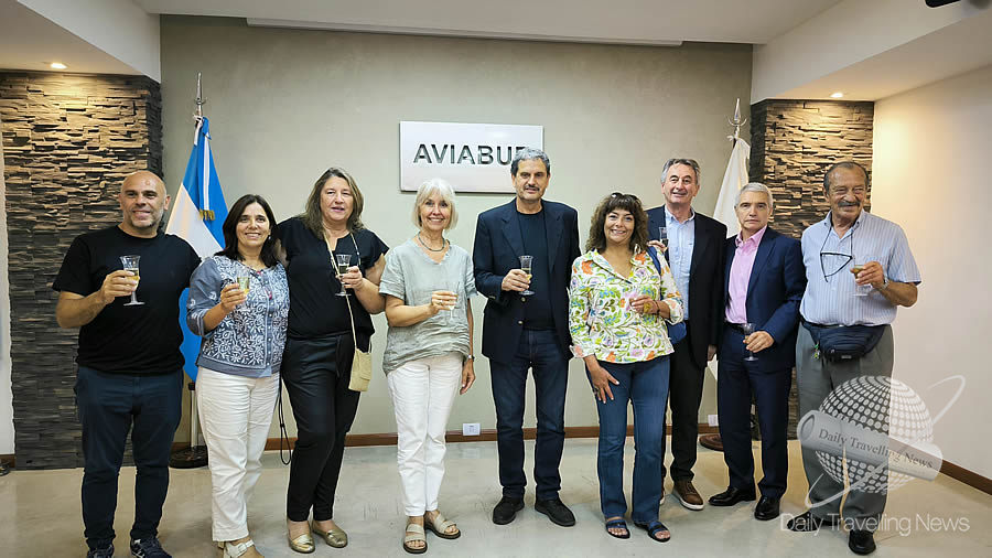 -Aviabue reliz un brindis con la prensa especializada-