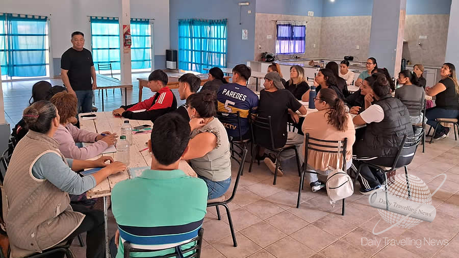 -Santa Isabel fortalece sus servicios tur�sticos con capacitaci�n de UTHGRA-
