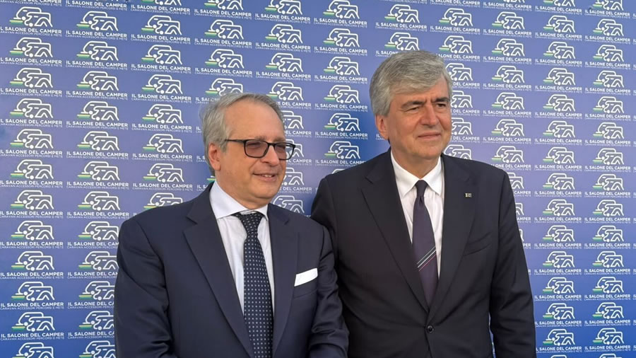 -Italia cree e invierte en el sector del turismo al aire libre-