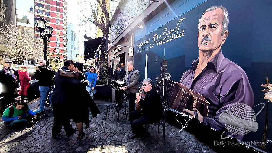 -�Un Pop para Piazzolla�: San Telmo sum� un nuevo homenaje al gran maestro del tango-