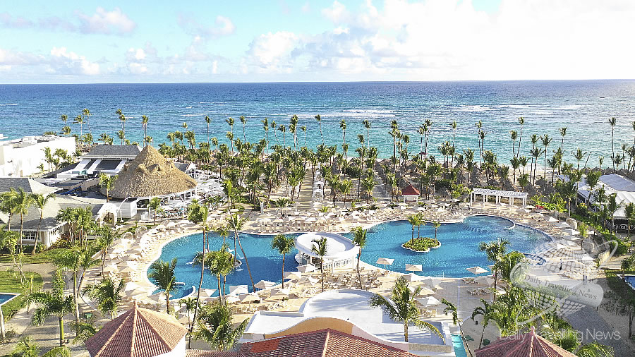 -Bahia Principe presenta en FIT su nueva identidad de marca con un stand completamente renovado-