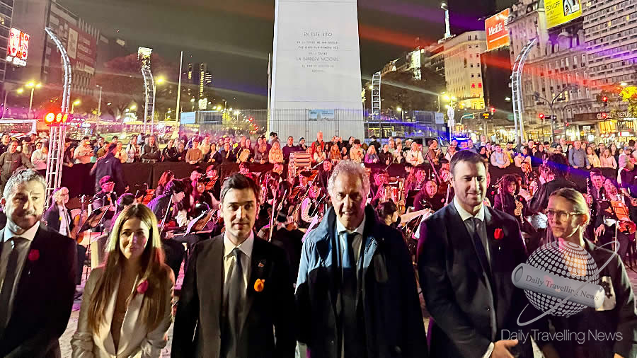 -Sclioli particip� del lanzamiento de las acciones tur�sticas de primavera de Chubut en el Obelisco C-
