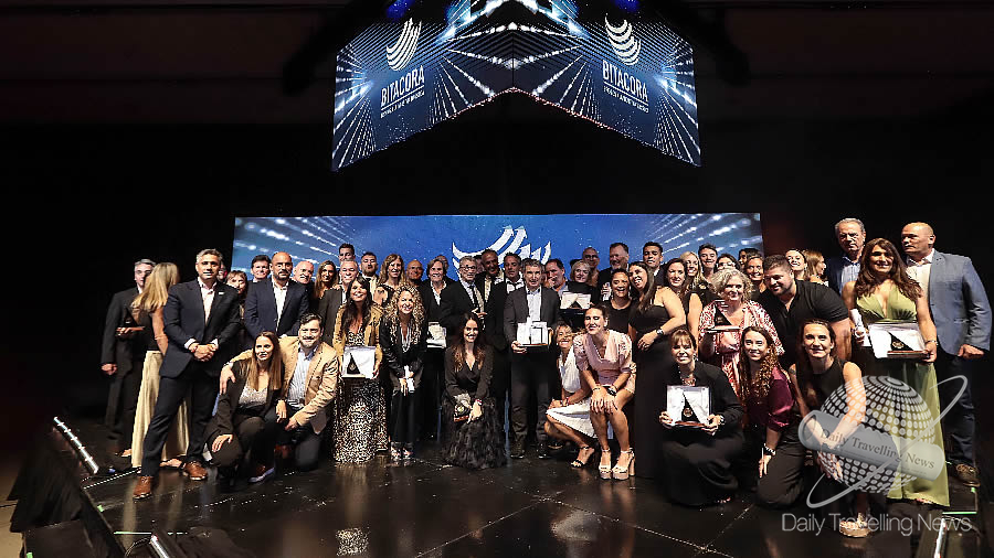 -Abri� la votaci�n para los premios Bit�cora 2026-