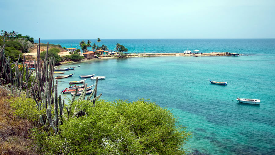 -Isla Margarita combina playas y patrimonio con nuevas obras y m�s conectividad-