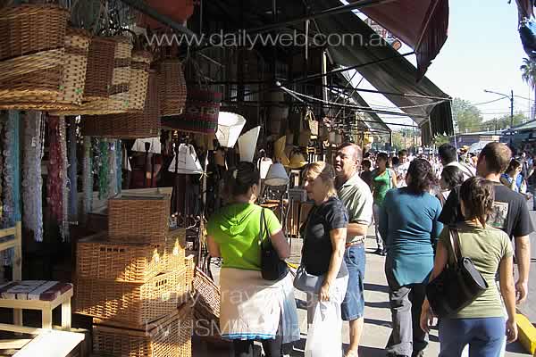 -El Puerto de Frutos se encuentra abierto todos los das, los 365 das del ao.-