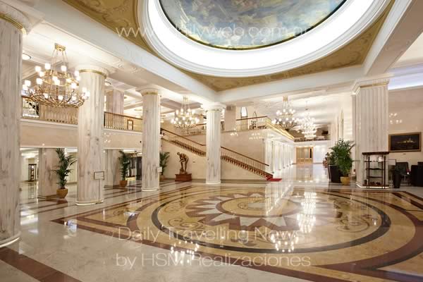 -Radisson Royal Hotel de Mosc.-