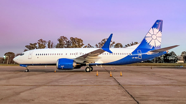 Aerolíneas Argentinas recibe un nuevo Boeing 737 MAX