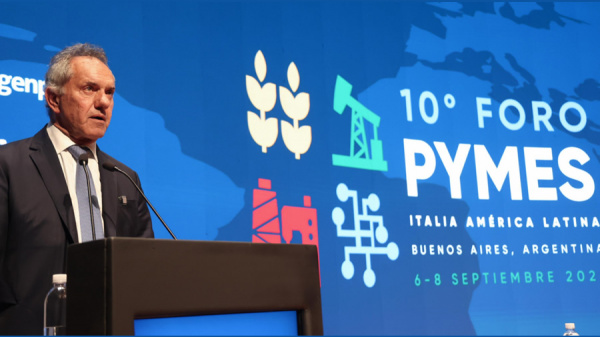 Scioli aseguró que la Argentina es un país más abierto a la inversión en sectores estratégicos “que hoy demanda el mundo”