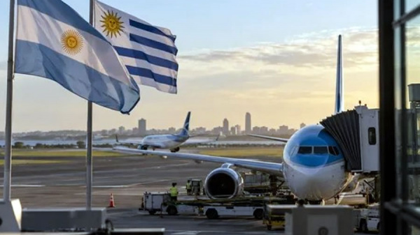 Argentina y Uruguay ampl�an su acuerdo de cooperaci�n t�cnica y vigilancia operacional aeron�utica