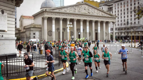 M�s de 16 mil corredores de 64 pa�ses participar�n en la Marat�n Internacional de Buenos Aires