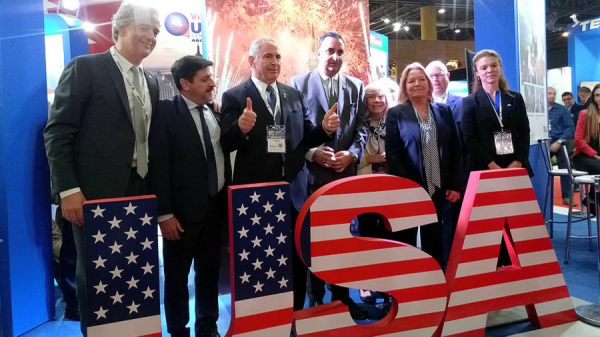 Estados Unidos presente en FIT 2022 celebrando la visita del Embajador Marc Stanley