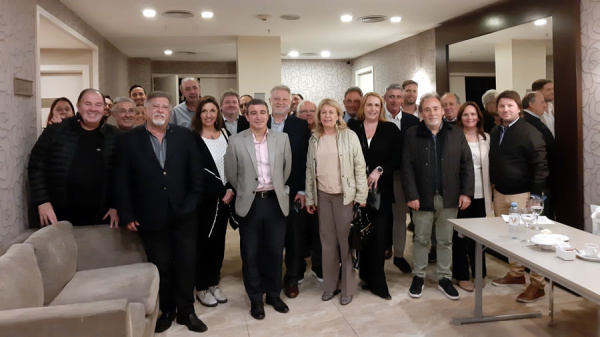 Miembros de AAOVYT se reunieron con directivos de Aerolíneas Argentinas