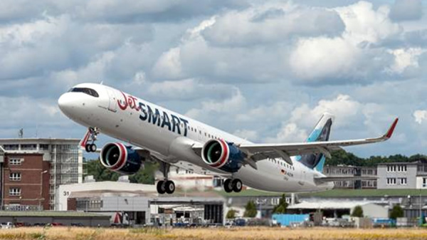 JetSMART solicita rutas para operación doméstica en Colombia