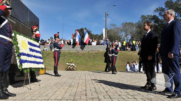 Uruguay festejó su 198° aniversario de la Declaratoria de la Independencia
