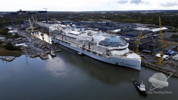 El nuevo Star of the Seas de Royal Caribbean entra al agua por primera vez