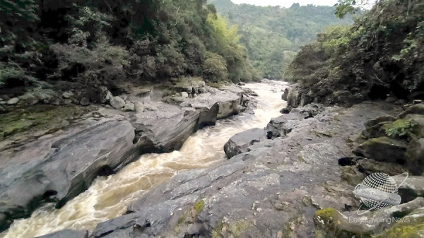 Aventura de Naturaleza: Visitando el Estrecho del Ro Magdalena en San Agustn