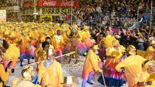 Uruguay celebra 70 a�os de candombe, identidad y cultura con el Desfile de Llamadas