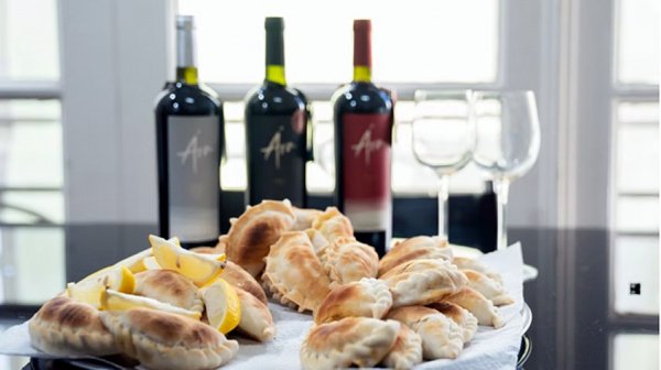 Entre Rios recibe la Fiesta de la Empanada y el Vino 