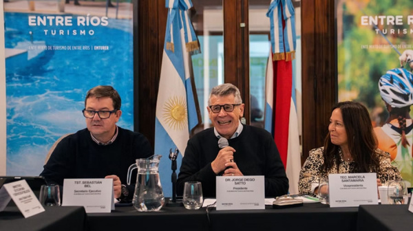 El EMTURER avanza en una agenda de trabajo articulada para el desarrollo tur�stico de Entre R�os